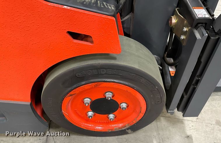 image for item ND9865 2023 Linde E18S forklift