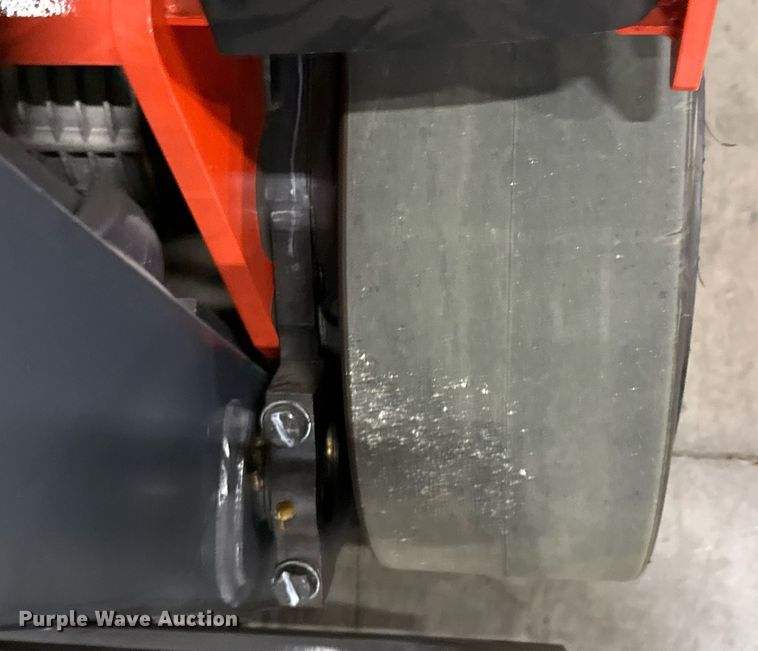 image for item ND9866 2023 Linde E18S forklift