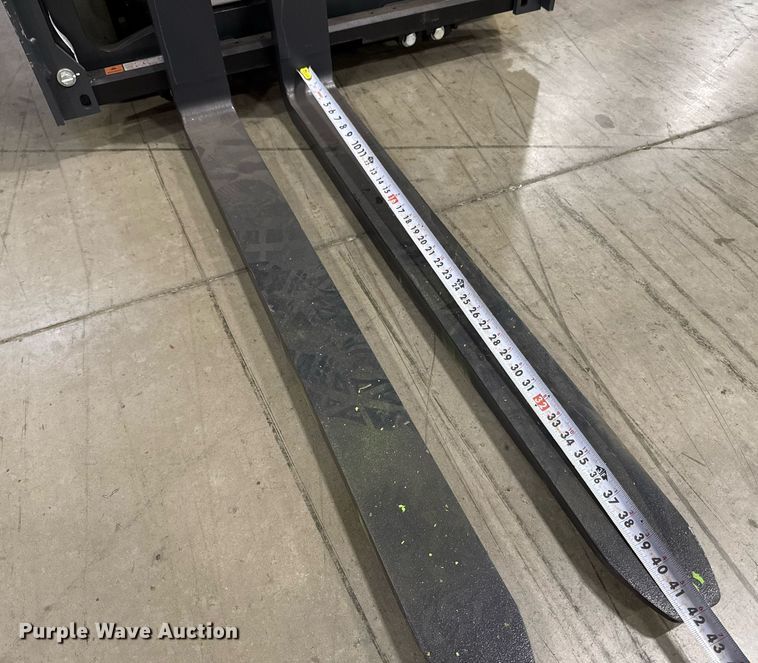 image for item ND9868 2023 Linde E18S forklift