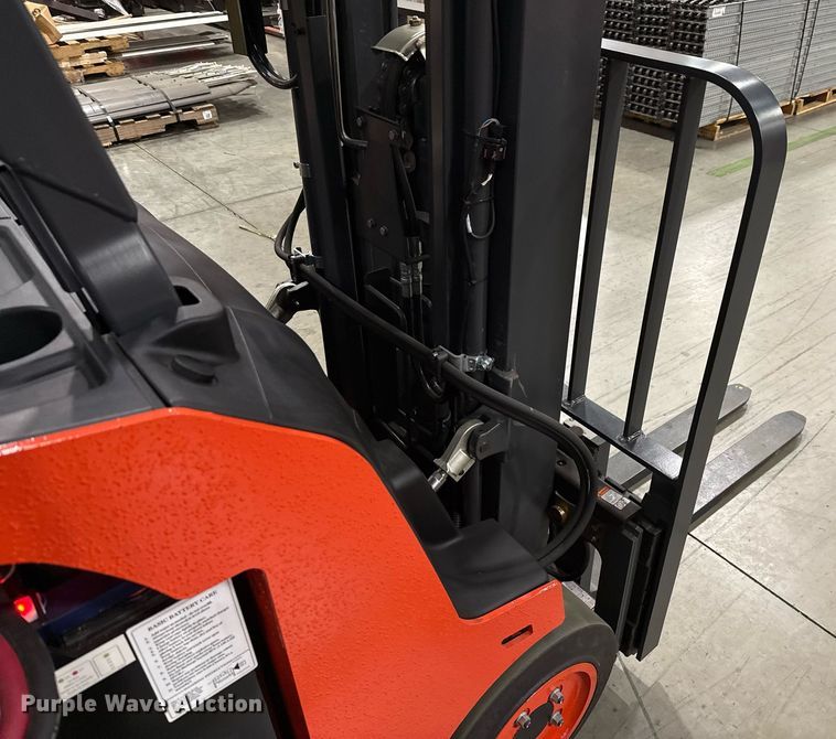 image for item ND9868 2023 Linde E18S forklift