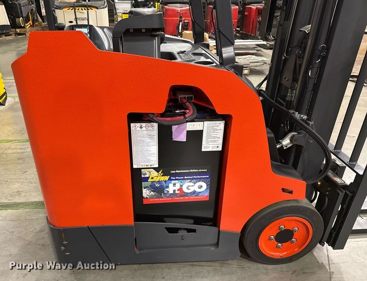 image for item ND9868 2023 Linde E18S forklift