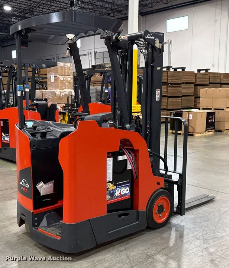 image for item ND9869 2023 Linde E18S forklift