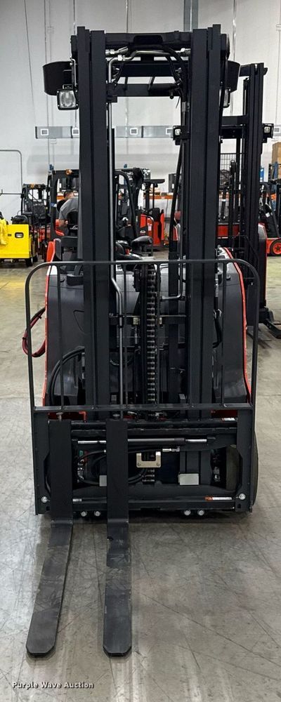 image for item ND9870 2023 Linde E18S forklift