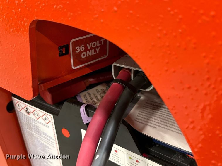 image for item ND9870 2023 Linde E18S forklift