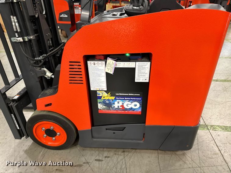 image for item ND9879 2023 Linde E18S forklift