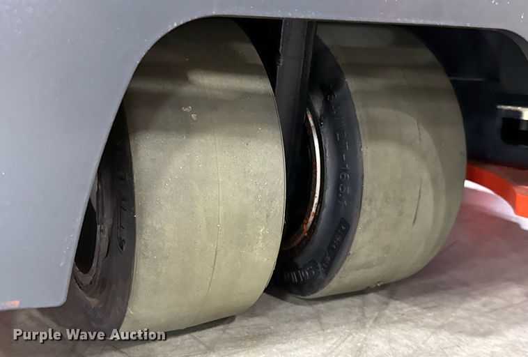 image for item ND9885 2023 Linde E18S forklift