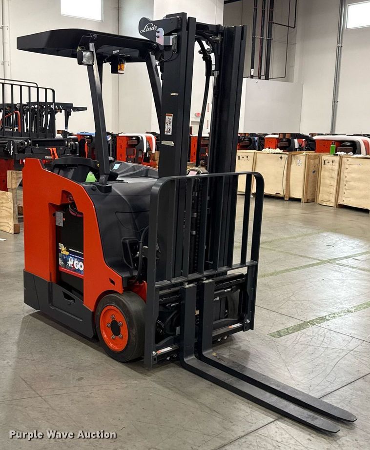 image for item ND9886 2023 Linde E18S forklift