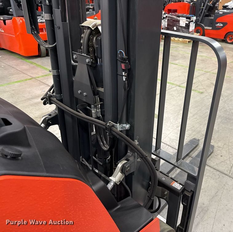 image for item ND9886 2023 Linde E18S forklift