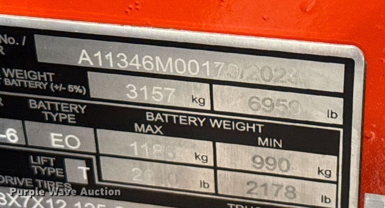 image for item ND9886 2023 Linde E18S forklift