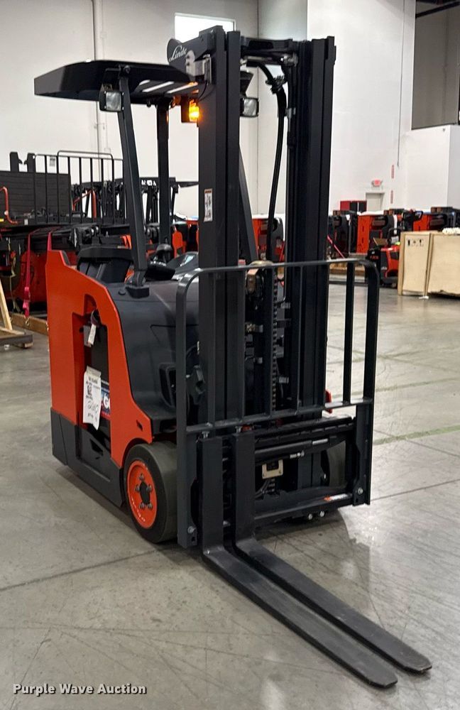 image for item ND9887 2023 Linde E18S forklift