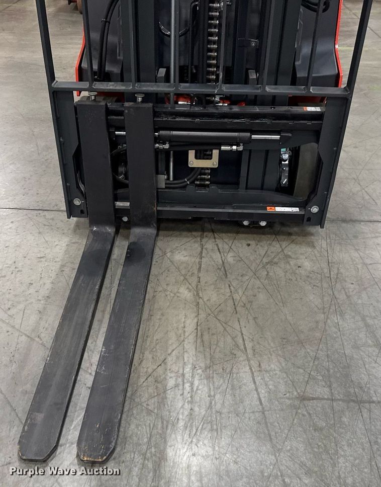 image for item ND9887 2023 Linde E18S forklift