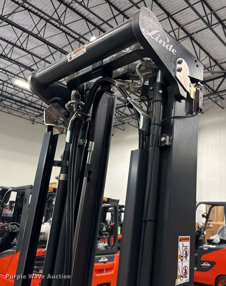 image for item ND9887 2023 Linde E18S forklift