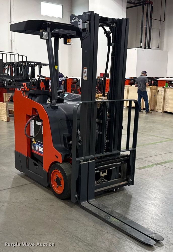 image for item ND9888 2023 Linde E18S forklift