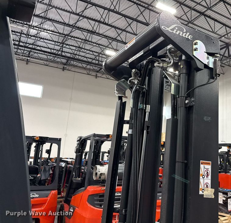 image for item ND9888 2023 Linde E18S forklift