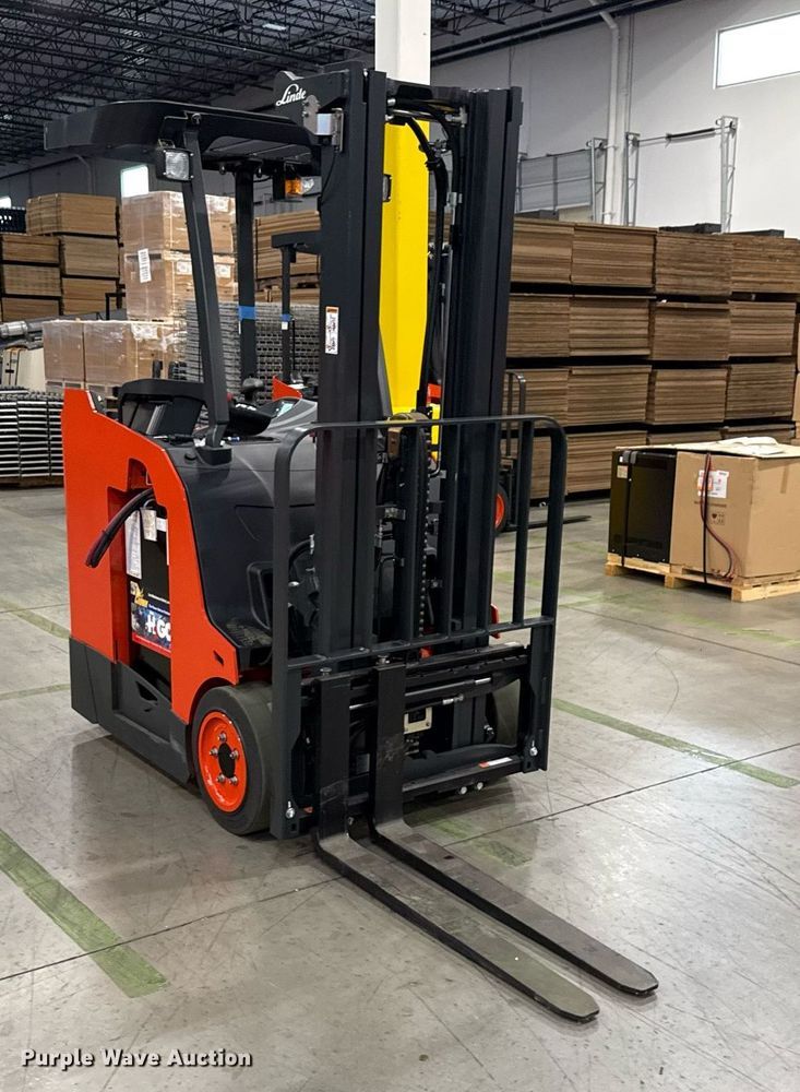 image for item ND9891 2023 Linde E18S forklift