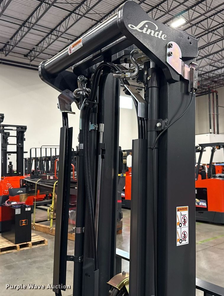 image for item ND9891 2023 Linde E18S forklift