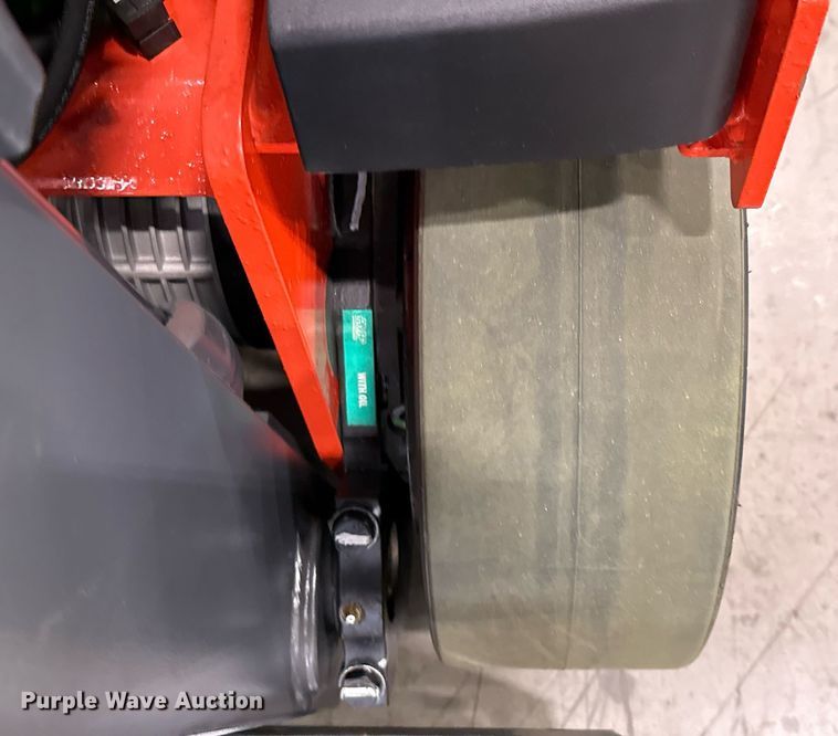 image for item ND9891 2023 Linde E18S forklift