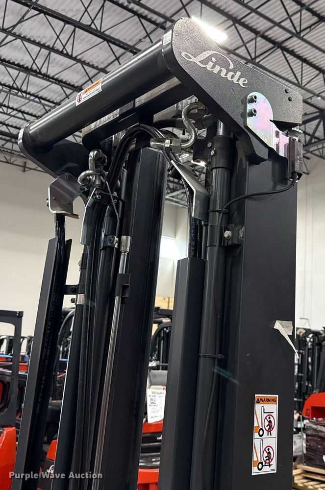 image for item ND9893 2023 Linde E18S forklift