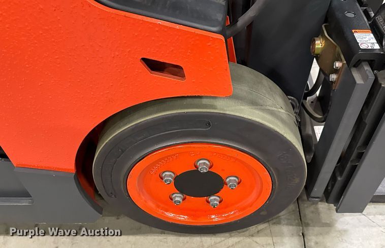 image for item ND9893 2023 Linde E18S forklift