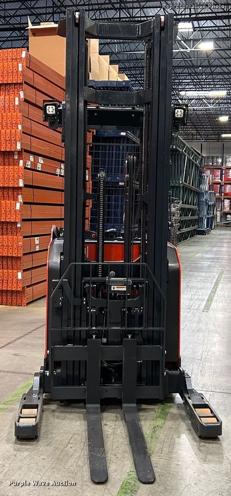 image for item ND9894 2023 Linde R17SX reach truck