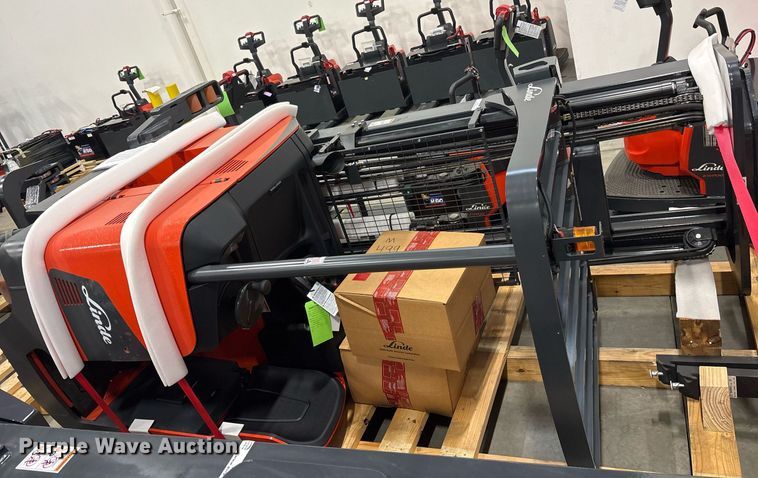 image for item ND9894 2023 Linde R17SX reach truck