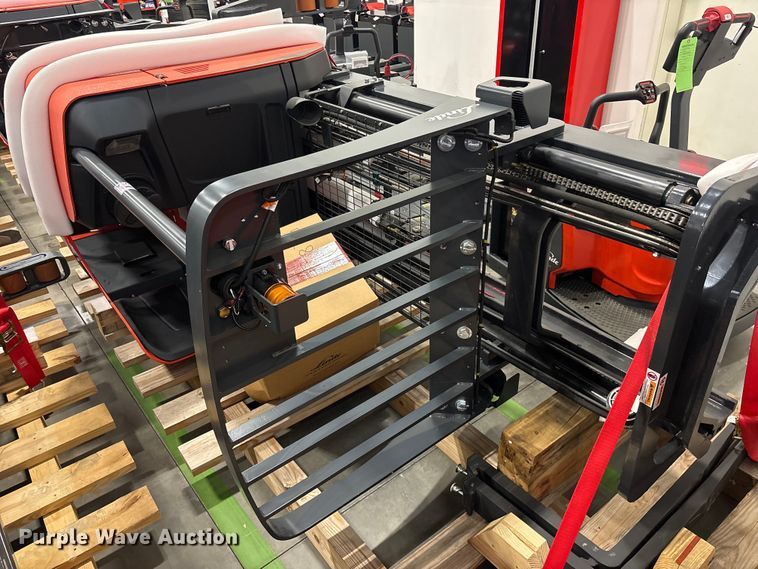 image for item ND9895 2023 Linde R17SX reach truck