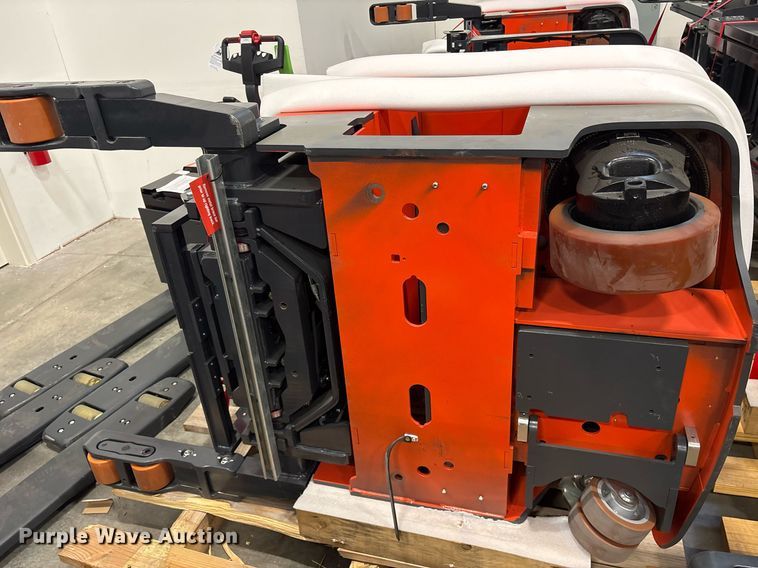 image for item ND9895 2023 Linde R17SX reach truck