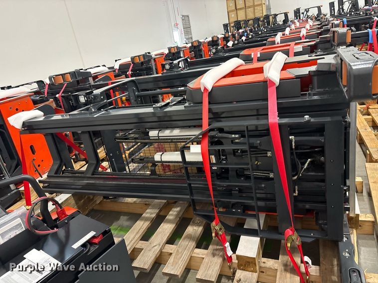 image for item ND9895 2023 Linde R17SX reach truck