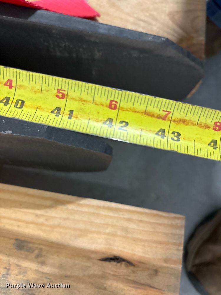 image for item ND9896 2023 Linde R17SX reach truck