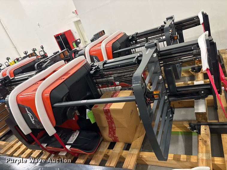 image for item ND9897 2023 Linde R17SX reach truck