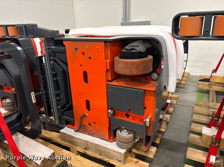 image for item ND9897 2023 Linde R17SX reach truck