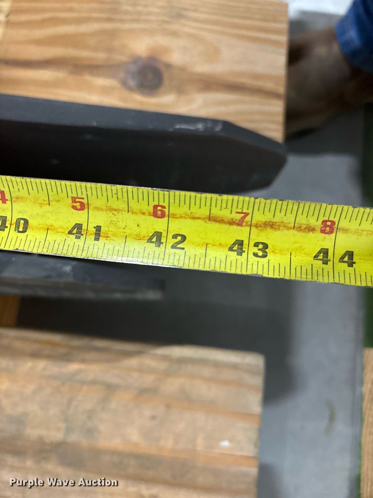 image for item ND9897 2023 Linde R17SX reach truck