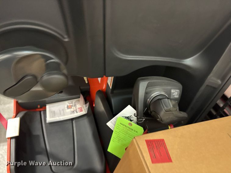 image for item ND9897 2023 Linde R17SX reach truck