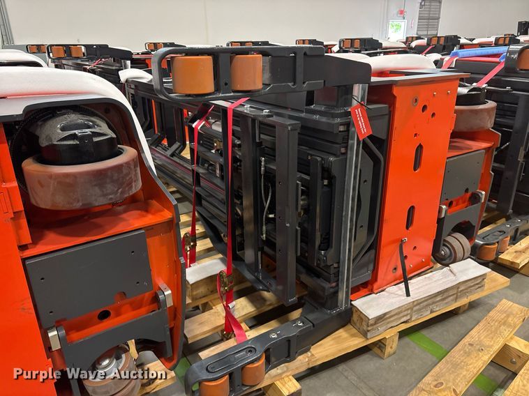 image for item ND9898 2023 Linde R17SX reach truck