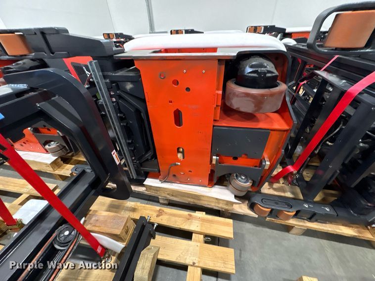 image for item ND9899 2023 Linde R17SX reach truck