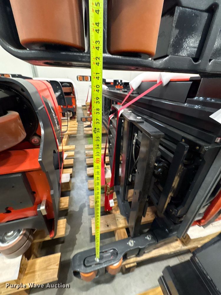 image for item ND9899 2023 Linde R17SX reach truck