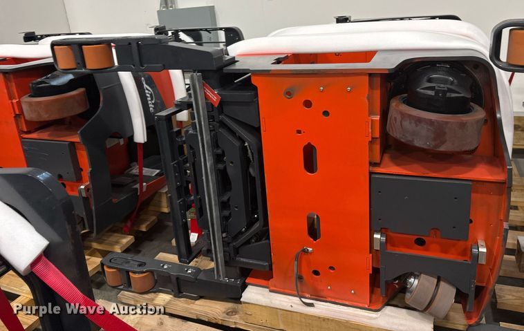 image for item ND9900 2023 Linde R17SX reach truck