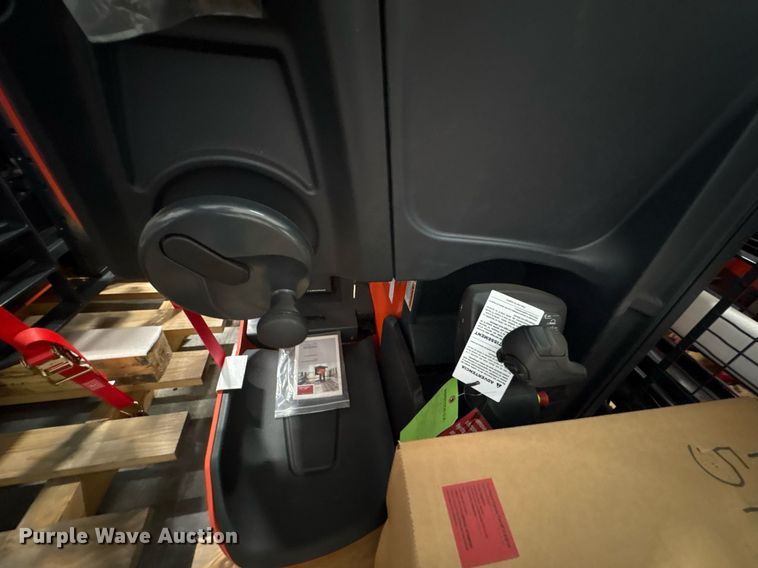 image for item ND9901 2023 Linde R17SX reach truck