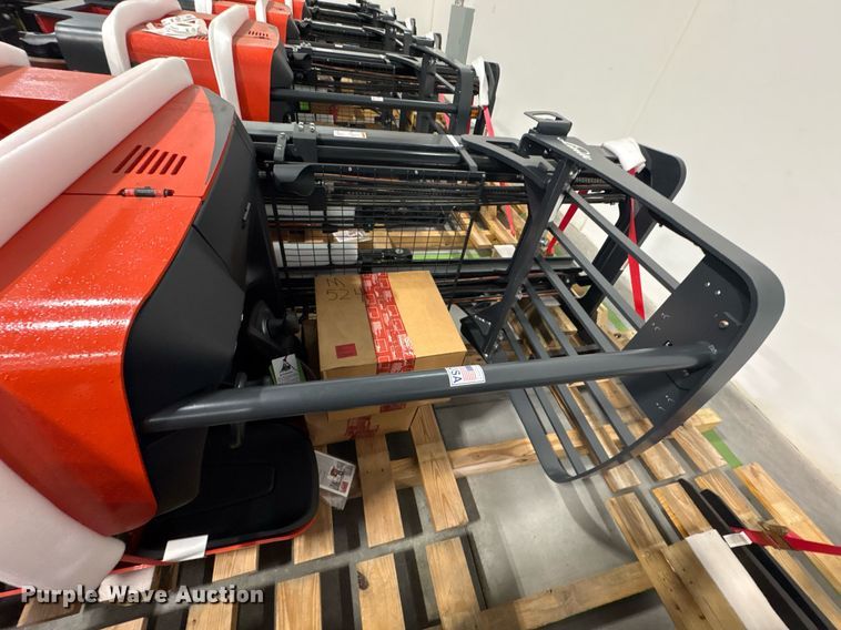 image for item ND9902 2023 Linde R17SX reach truck