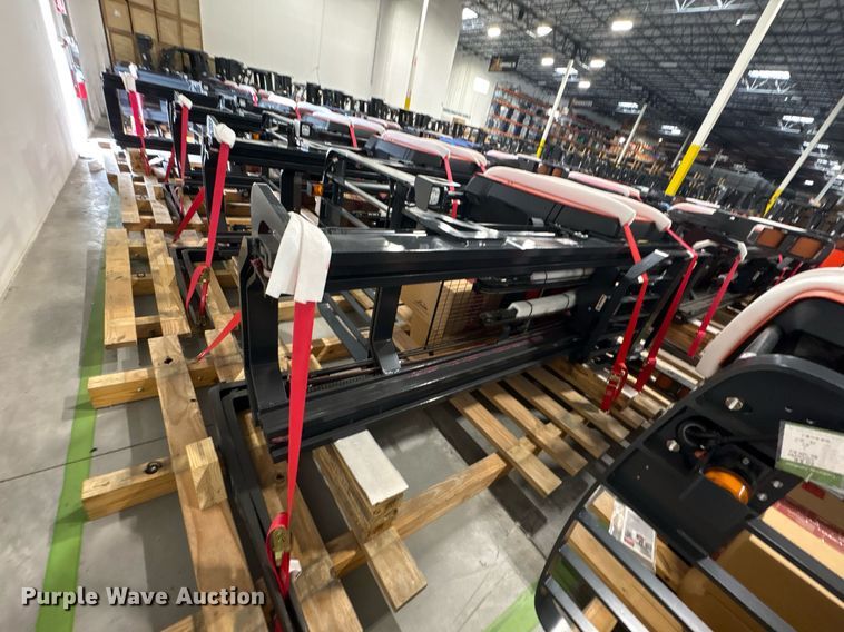 image for item ND9902 2023 Linde R17SX reach truck