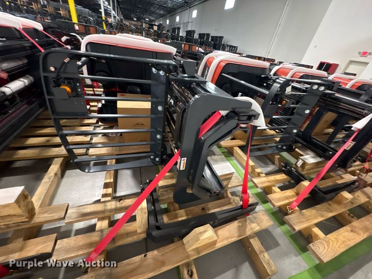 image for item ND9902 2023 Linde R17SX reach truck