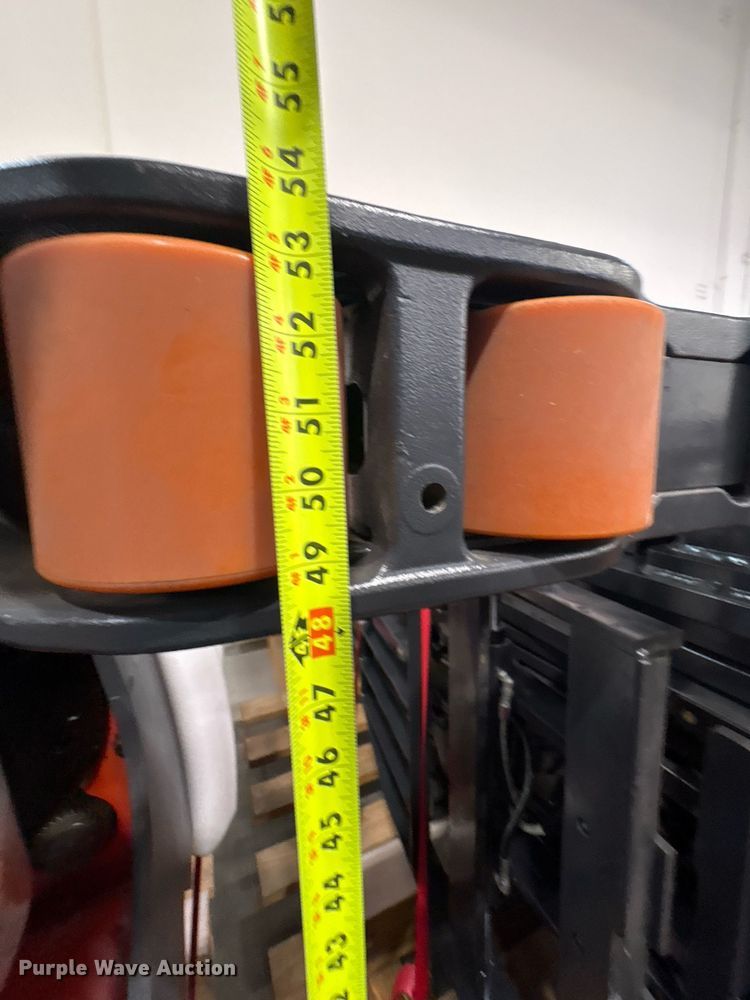 image for item ND9902 2023 Linde R17SX reach truck