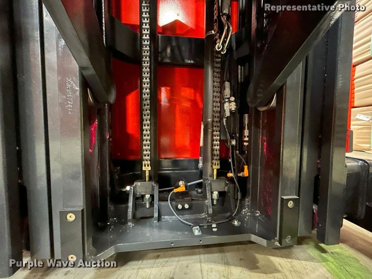 image for item ND9904 2023 Linde R17SX reach truck