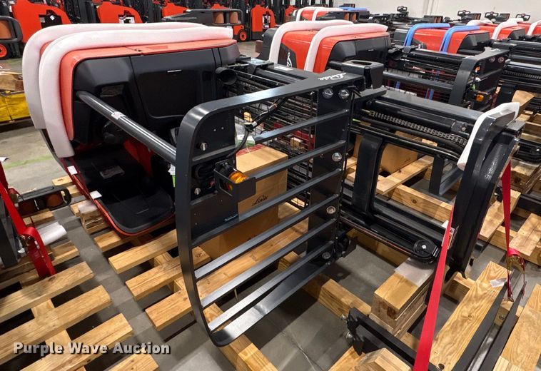 image for item ND9904 2023 Linde R17SX reach truck