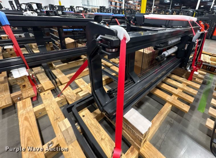 image for item ND9904 2023 Linde R17SX reach truck