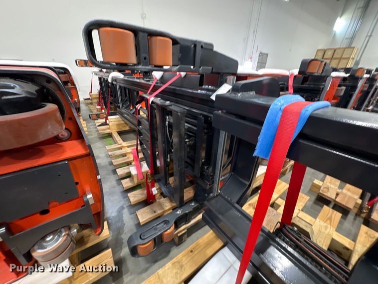 image for item ND9905 2023 Linde R17SX reach truck