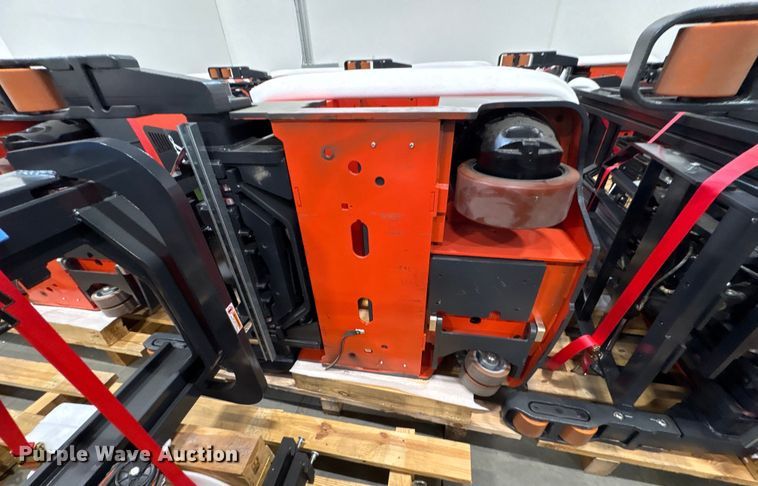 image for item ND9906 2023 Linde R17SX reach truck