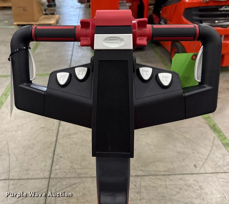 image for item ND9910 2023 Linde EWR30 pallet jack