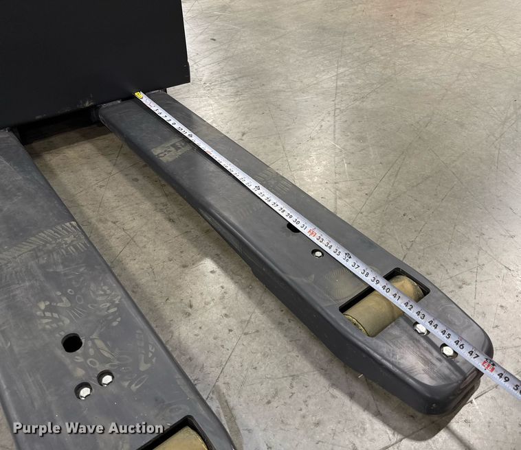 image for item ND9910 2023 Linde EWR30 pallet jack