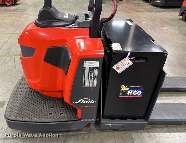 image for item ND9910 2023 Linde EWR30 pallet jack